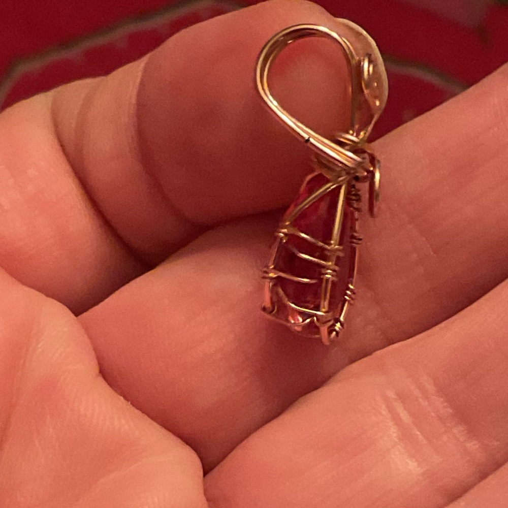 Color Changing Pendant - Picture 3 of 4